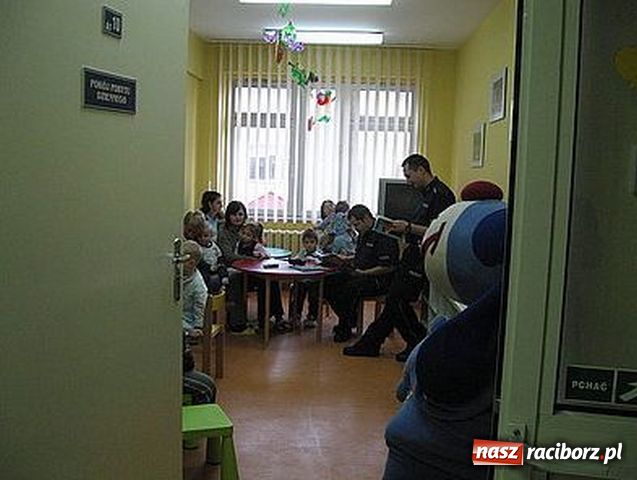 Zdjęcie w galerii na portalu naszraciborz.pl: Sznupek w raciborskim szpitalu wiadomości z regionu