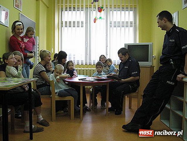 Zdjęcie w galerii na portalu naszraciborz.pl: Sznupek w raciborskim szpitalu wiadomości z regionu