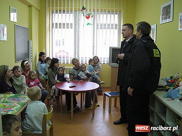 Zdjęcie w galerii na portalu naszraciborz.pl: Sznupek w raciborskim szpitalu wiadomości z regionu