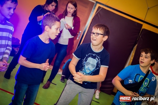 Zdjęcie w galerii na portalu naszraciborz.pl: Bal wszystkich świętych w SP 13 wiadomości z regionu