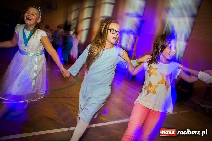 Zdjęcie w galerii na portalu naszraciborz.pl: Bal wszystkich świętych w SP 13 wiadomości z regionu