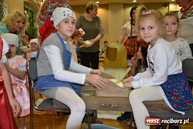 Zdjęcie w galerii na portalu naszraciborz.pl: Już kapusty pełna beczka…  wiadomości z regionu