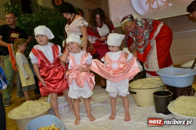 Zdjęcie w galerii na portalu naszraciborz.pl: Już kapusty pełna beczka…  wiadomości z regionu