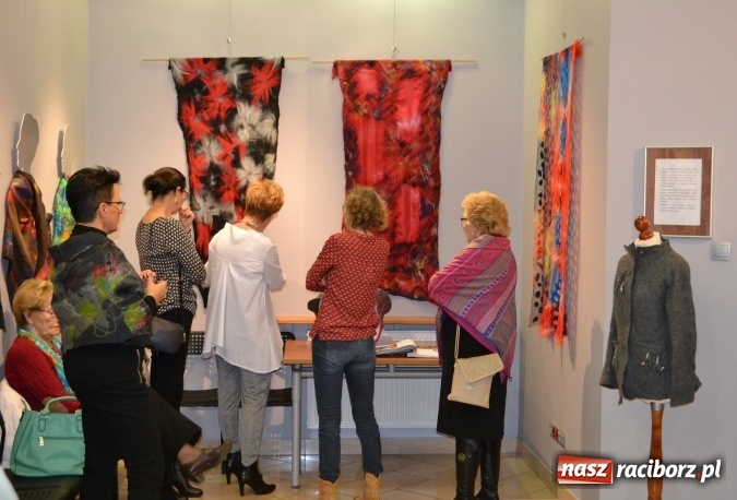 Zdjęcie w galerii na portalu naszraciborz.pl: W bajkowej krainie filcu i jedwabiu  wiadomości z regionu