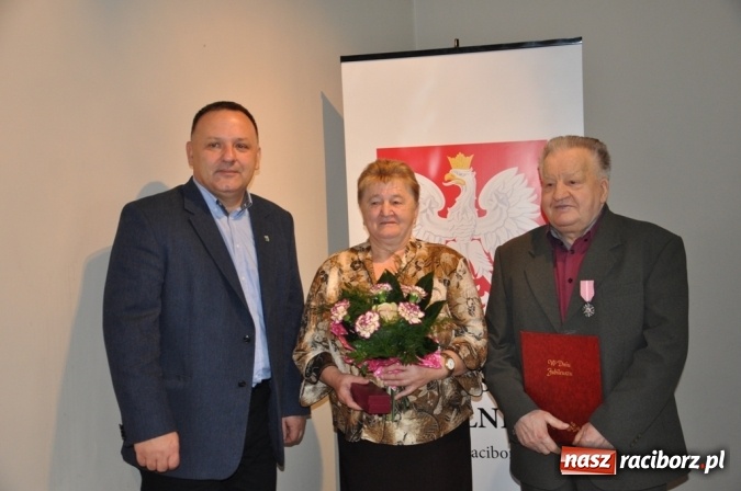 Zdjęcie w galerii na portalu naszraciborz.pl: Złote Gody w Kuźni Raciborskiej. Na bankiecie u burmistrza  wiadomości z regionu