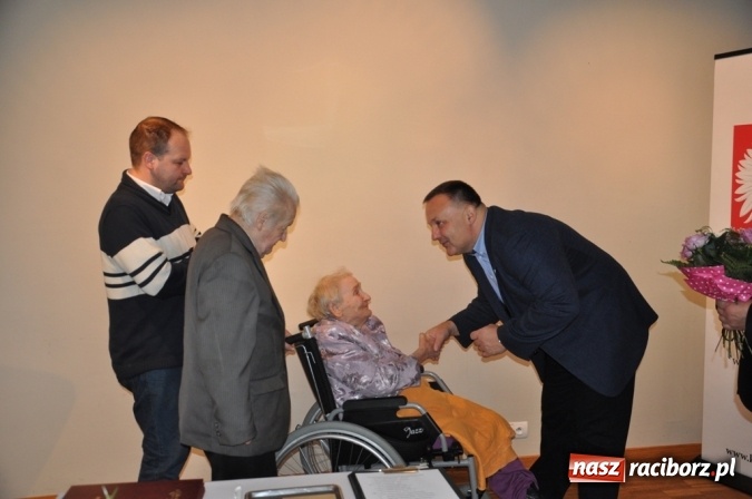 Zdjęcie w galerii na portalu naszraciborz.pl: Złote Gody w Kuźni Raciborskiej. Na bankiecie u burmistrza  wiadomości z regionu