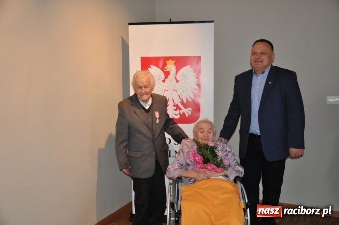 Zdjęcie w galerii na portalu naszraciborz.pl: Złote Gody w Kuźni Raciborskiej. Na bankiecie u burmistrza  wiadomości z regionu