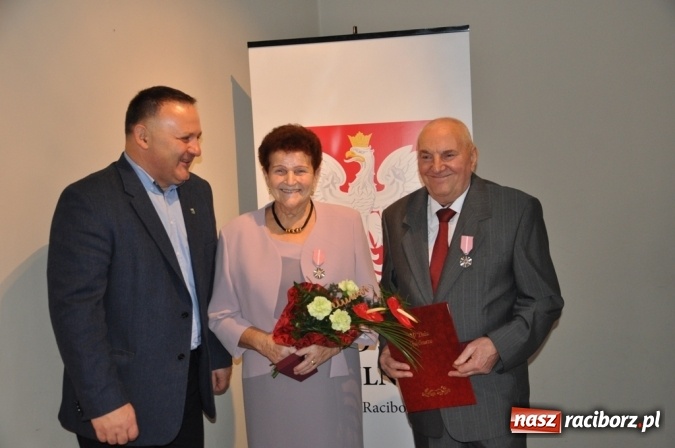 Zdjęcie w galerii na portalu naszraciborz.pl: Złote Gody w Kuźni Raciborskiej. Na bankiecie u burmistrza  wiadomości z regionu