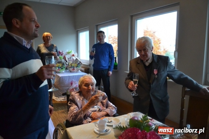 Zdjęcie w galerii na portalu naszraciborz.pl: Złote Gody w Kuźni Raciborskiej. Na bankiecie u burmistrza  wiadomości z regionu