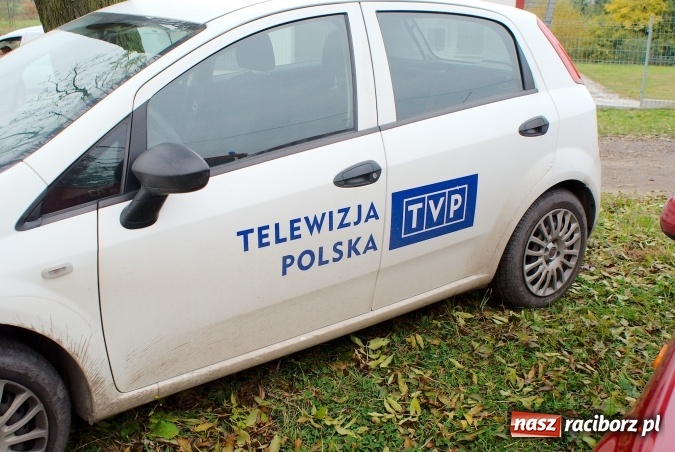 Zdjęcie w galerii na portalu naszraciborz.pl: Ogromny pożar hali przy ul. Zakładowej w Raciborzu Brzeziu. Byliśmy na miejscu od początku akcji. FOTO I WIDEO wiadomości z regionu
