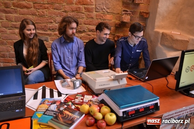 Zdjęcie w galerii na portalu naszraciborz.pl: IX Raciborskie Dni Nauki i Techniki ruszyły na zamku  wiadomości z regionu