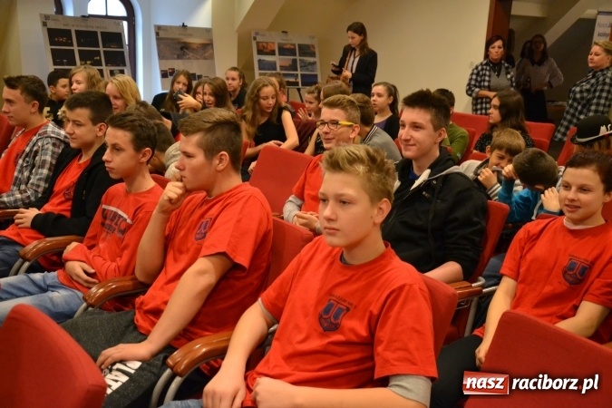 Zdjęcie w galerii na portalu naszraciborz.pl: IX Raciborskie Dni Nauki i Techniki ruszyły na zamku  wiadomości z regionu