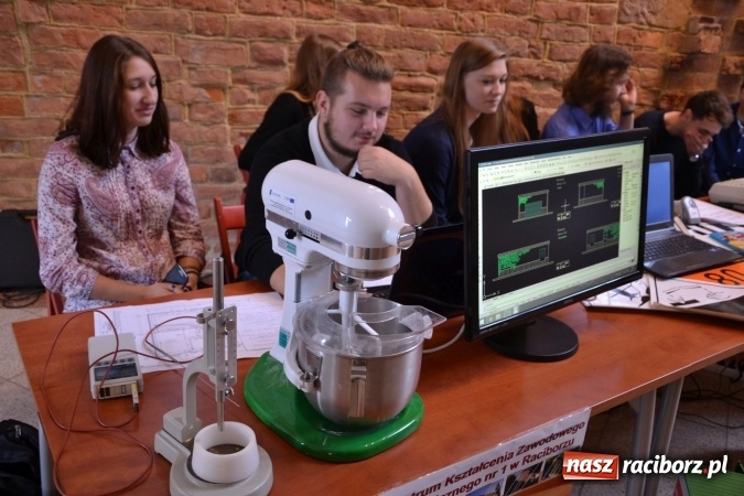 Zdjęcie w galerii na portalu naszraciborz.pl: IX Raciborskie Dni Nauki i Techniki ruszyły na zamku  wiadomości z regionu