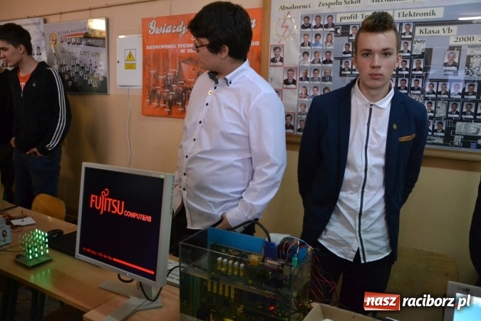 Zdjęcie w galerii na portalu naszraciborz.pl: IX Raciborskie Dni Nauki i Techniki ruszyły na zamku  wiadomości z regionu