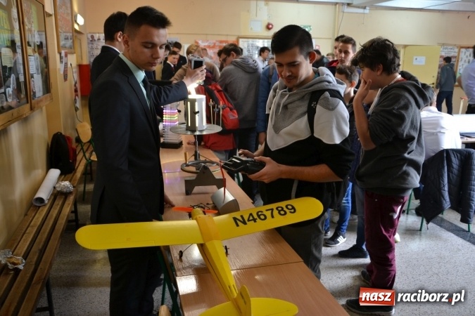 Zdjęcie w galerii na portalu naszraciborz.pl: IX Raciborskie Dni Nauki i Techniki ruszyły na zamku  wiadomości z regionu