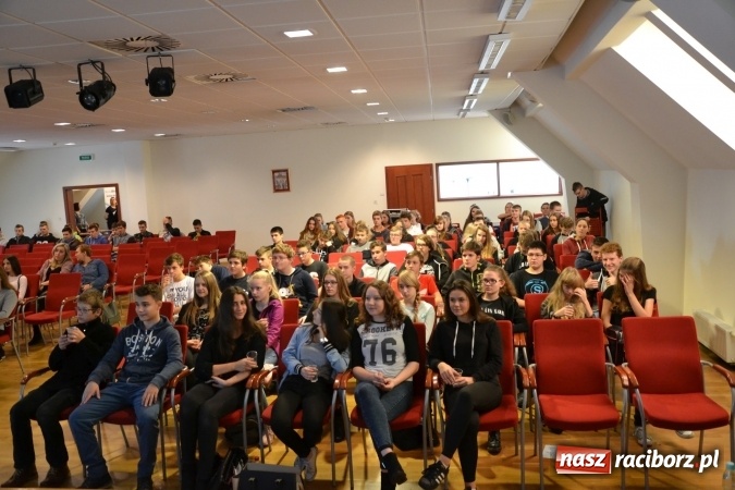 Zdjęcie w galerii na portalu naszraciborz.pl: IX Raciborskie Dni Nauki i Techniki ruszyły na zamku  wiadomości z regionu