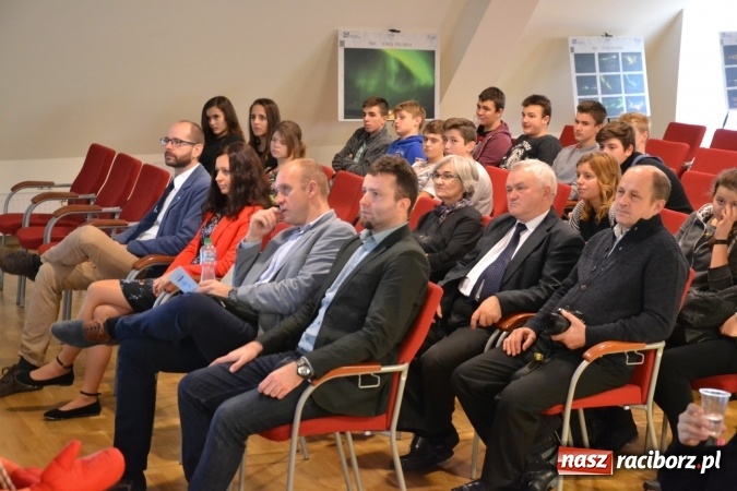 Zdjęcie w galerii na portalu naszraciborz.pl: IX Raciborskie Dni Nauki i Techniki ruszyły na zamku  wiadomości z regionu