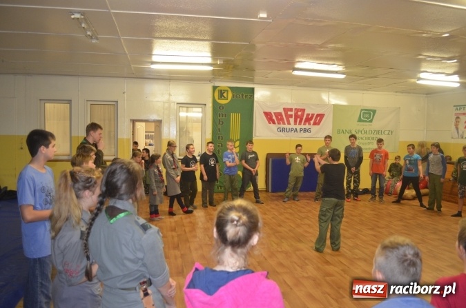 Zdjęcie w galerii na portalu naszraciborz.pl: Harcerze z Raciborza na biwaku w Brzeźnicy wiadomości z regionu