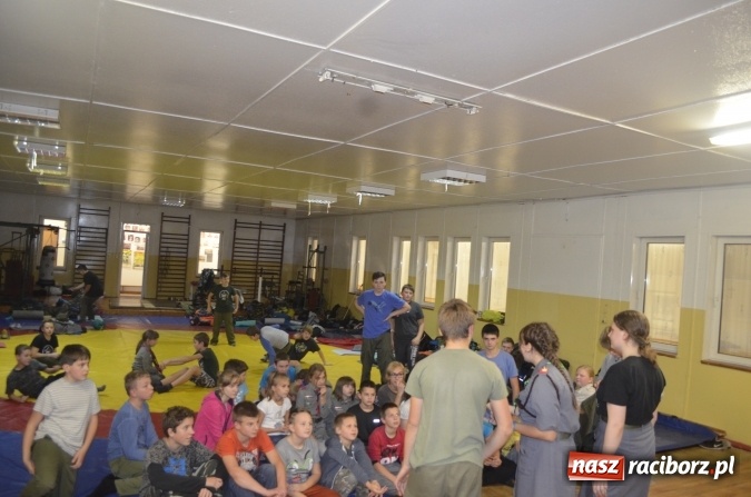 Zdjęcie w galerii na portalu naszraciborz.pl: Harcerze z Raciborza na biwaku w Brzeźnicy wiadomości z regionu