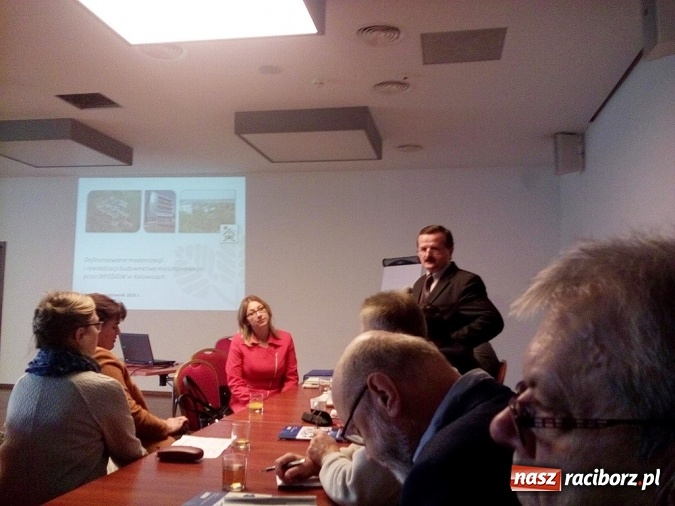 Zdjęcie w galerii na portalu naszraciborz.pl: Szkolenia dla Zarząd&oacute;w Sp&oacute;łdzielni Mieszkaniowych wiadomości z regionu