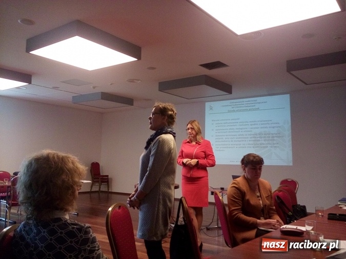 Zdjęcie w galerii na portalu naszraciborz.pl: Szkolenia dla Zarząd&oacute;w Sp&oacute;łdzielni Mieszkaniowych wiadomości z regionu