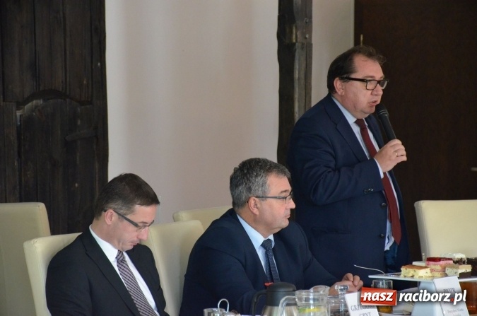 Zdjęcie w galerii na portalu naszraciborz.pl: Udział funduszu w konwencie wójtów, burmistrzów i starostów  wiadomości z regionu