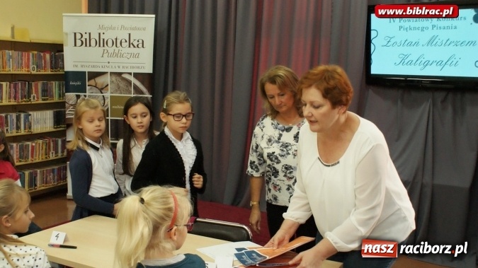 Zdjęcie w galerii na portalu naszraciborz.pl: Być Mistrzem Kaligrafii, czyli IV Powiatowy Konkurs Pięknego Pisania w bibliotece wiadomości z regionu