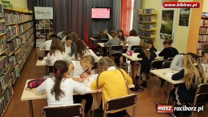 Zdjęcie w galerii na portalu naszraciborz.pl: Być Mistrzem Kaligrafii, czyli IV Powiatowy Konkurs Pięknego Pisania w bibliotece wiadomości z regionu