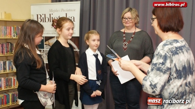 Zdjęcie w galerii na portalu naszraciborz.pl: Być Mistrzem Kaligrafii, czyli IV Powiatowy Konkurs Pięknego Pisania w bibliotece wiadomości z regionu