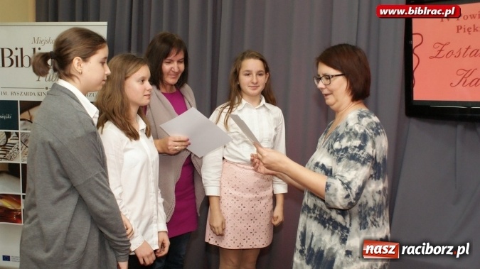 Zdjęcie w galerii na portalu naszraciborz.pl: Być Mistrzem Kaligrafii, czyli IV Powiatowy Konkurs Pięknego Pisania w bibliotece wiadomości z regionu