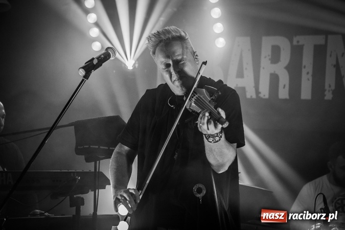 Zdjęcie w galerii na portalu naszraciborz.pl: Festiwal Wiatraki w muzycznej odsłonie na Końcu Świata wiadomości z regionu