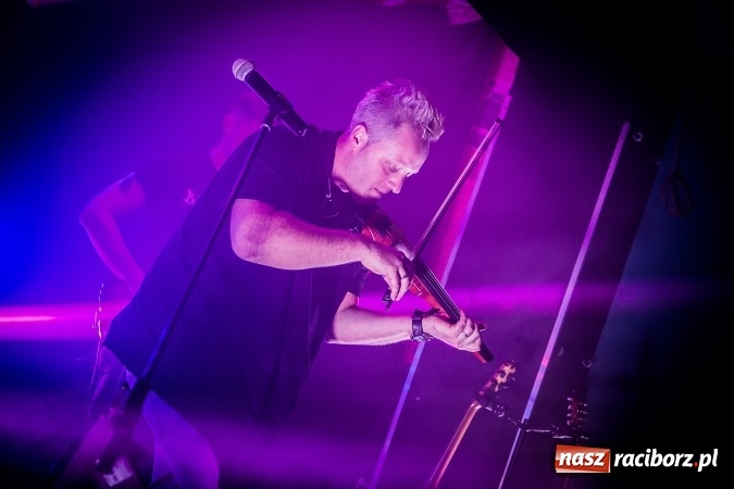 Zdjęcie w galerii na portalu naszraciborz.pl: Festiwal Wiatraki w muzycznej odsłonie na Końcu Świata wiadomości z regionu