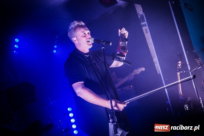 Zdjęcie w galerii na portalu naszraciborz.pl: Festiwal Wiatraki w muzycznej odsłonie na Końcu Świata wiadomości z regionu