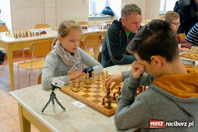 Zdjęcie w galerii na portalu naszraciborz.pl: XII Międzynarodowy Memoriał Szachowy im. Wiesława Hanczarka w Raciborzu. Sprawdź wyniki! wiadomości z regionu