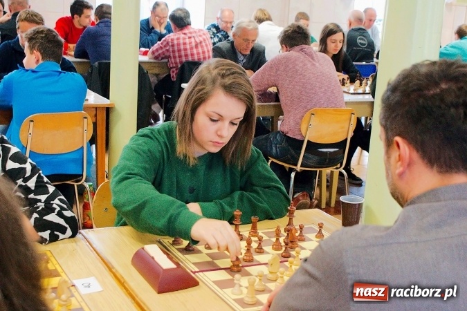 Zdjęcie w galerii na portalu naszraciborz.pl: XII Międzynarodowy Memoriał Szachowy im. Wiesława Hanczarka w Raciborzu. Sprawdź wyniki! wiadomości z regionu