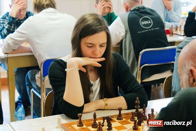 Zdjęcie w galerii na portalu naszraciborz.pl: XII Międzynarodowy Memoriał Szachowy im. Wiesława Hanczarka w Raciborzu. Sprawdź wyniki! wiadomości z regionu