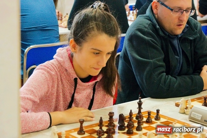Zdjęcie w galerii na portalu naszraciborz.pl: XII Międzynarodowy Memoriał Szachowy im. Wiesława Hanczarka w Raciborzu. Sprawdź wyniki! wiadomości z regionu