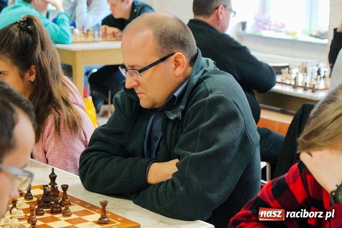 Zdjęcie w galerii na portalu naszraciborz.pl: XII Międzynarodowy Memoriał Szachowy im. Wiesława Hanczarka w Raciborzu. Sprawdź wyniki! wiadomości z regionu