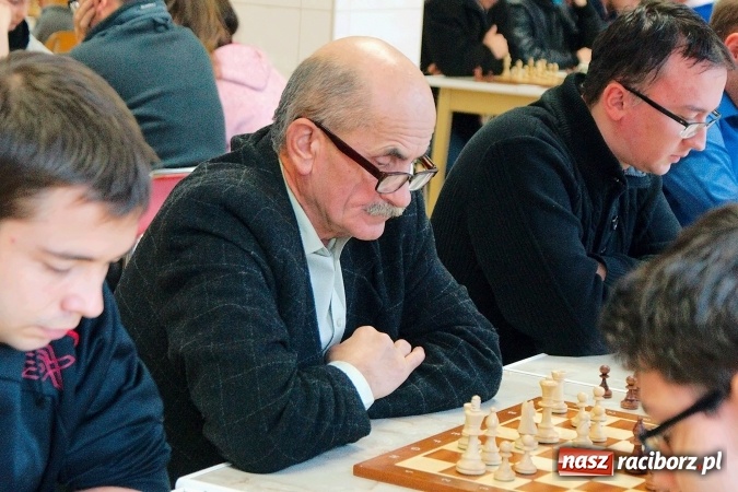 Zdjęcie w galerii na portalu naszraciborz.pl: XII Międzynarodowy Memoriał Szachowy im. Wiesława Hanczarka w Raciborzu. Sprawdź wyniki! wiadomości z regionu