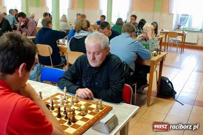 Zdjęcie w galerii na portalu naszraciborz.pl: XII Międzynarodowy Memoriał Szachowy im. Wiesława Hanczarka w Raciborzu. Sprawdź wyniki! wiadomości z regionu