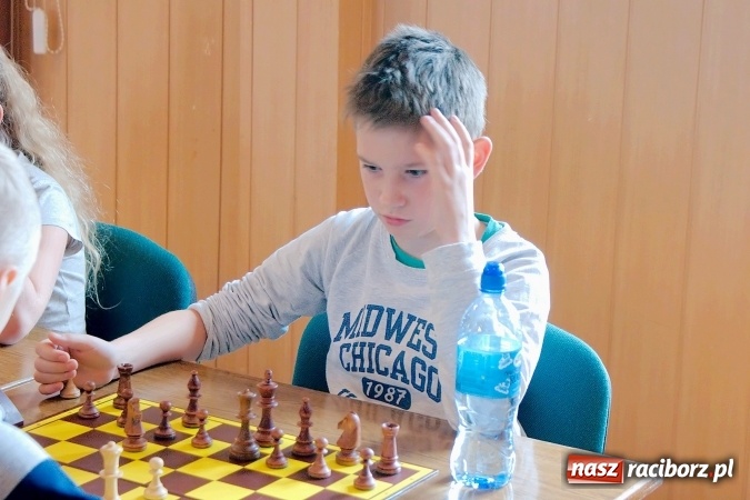Zdjęcie w galerii na portalu naszraciborz.pl: XII Międzynarodowy Memoriał Szachowy im. Wiesława Hanczarka w Raciborzu. Sprawdź wyniki! wiadomości z regionu
