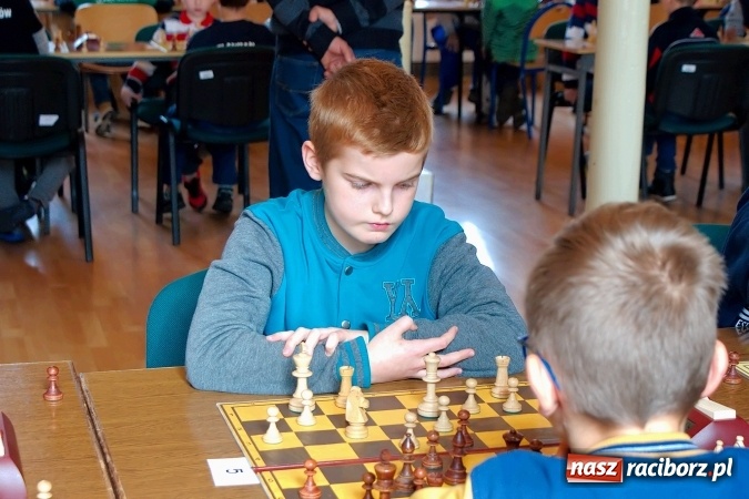 Zdjęcie w galerii na portalu naszraciborz.pl: XII Międzynarodowy Memoriał Szachowy im. Wiesława Hanczarka w Raciborzu. Sprawdź wyniki! wiadomości z regionu