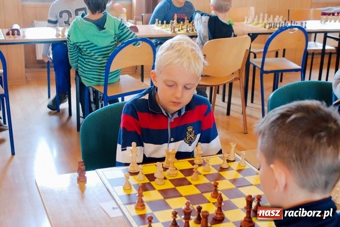 Zdjęcie w galerii na portalu naszraciborz.pl: XII Międzynarodowy Memoriał Szachowy im. Wiesława Hanczarka w Raciborzu. Sprawdź wyniki! wiadomości z regionu