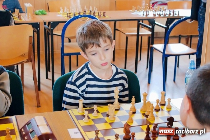 Zdjęcie w galerii na portalu naszraciborz.pl: XII Międzynarodowy Memoriał Szachowy im. Wiesława Hanczarka w Raciborzu. Sprawdź wyniki! wiadomości z regionu