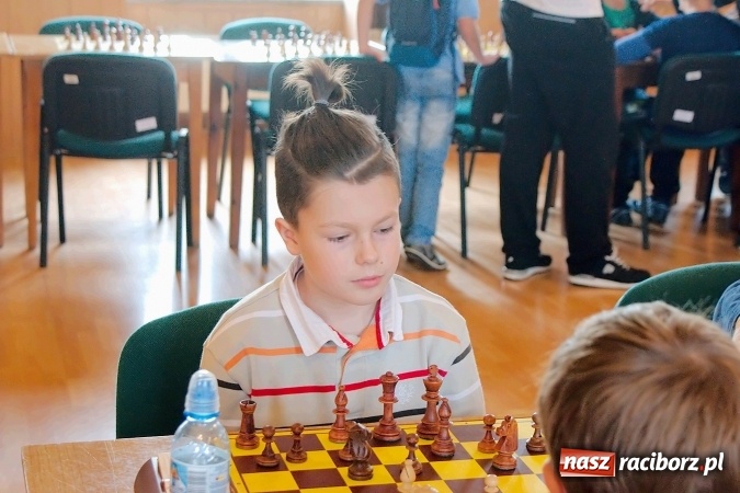 Zdjęcie w galerii na portalu naszraciborz.pl: XII Międzynarodowy Memoriał Szachowy im. Wiesława Hanczarka w Raciborzu. Sprawdź wyniki! wiadomości z regionu