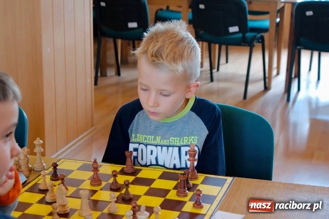 Zdjęcie w galerii na portalu naszraciborz.pl: XII Międzynarodowy Memoriał Szachowy im. Wiesława Hanczarka w Raciborzu. Sprawdź wyniki! wiadomości z regionu