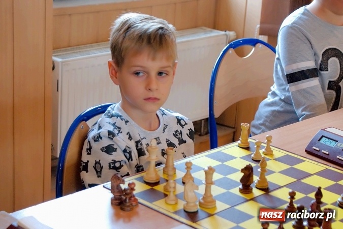 Zdjęcie w galerii na portalu naszraciborz.pl: XII Międzynarodowy Memoriał Szachowy im. Wiesława Hanczarka w Raciborzu. Sprawdź wyniki! wiadomości z regionu