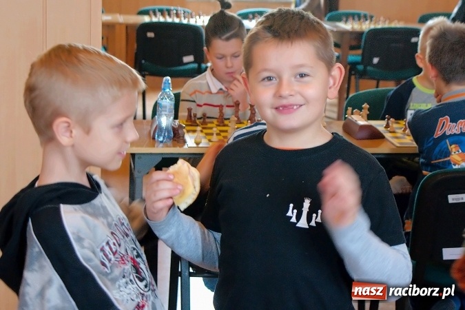 Zdjęcie w galerii na portalu naszraciborz.pl: XII Międzynarodowy Memoriał Szachowy im. Wiesława Hanczarka w Raciborzu. Sprawdź wyniki! wiadomości z regionu