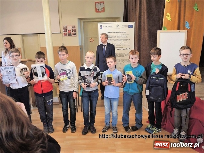 Zdjęcie w galerii na portalu naszraciborz.pl: XII Międzynarodowy Memoriał Szachowy im. Wiesława Hanczarka w Raciborzu. Sprawdź wyniki! wiadomości z regionu