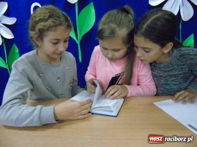 Zdjęcie w galerii na portalu naszraciborz.pl: Wielka walka z bykami - ortograficzna corrida w SP18 wiadomości z regionu